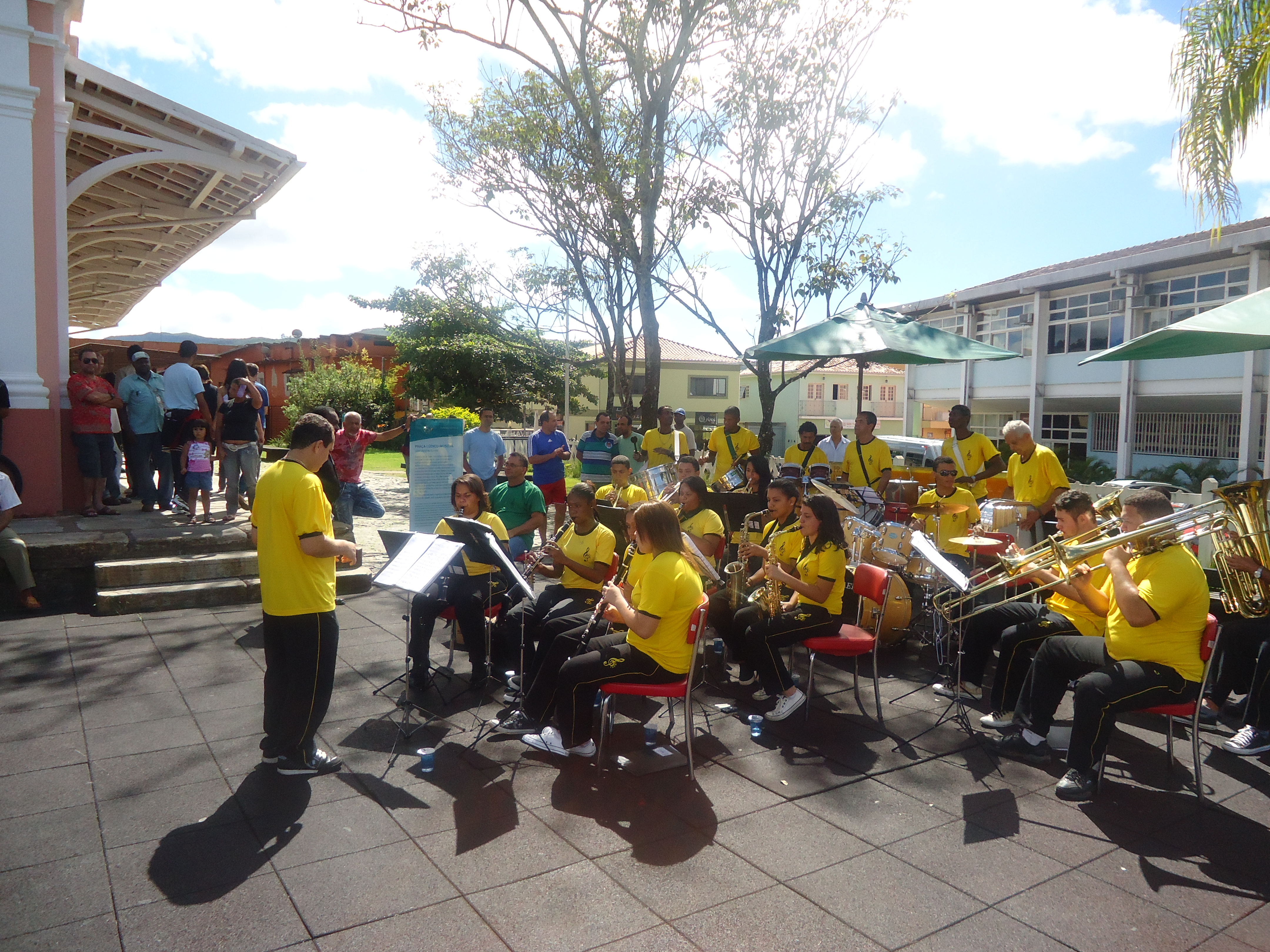 05-05-12_apresentacao_de_banda_soc_mus_s_vicente_de_paula_-_gustavo_n_28329 05-05-12_apresentacao_de_banda_soc_mus_s_vicente_de_paula_-_gustavo_n_28329