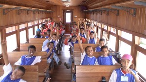 circuito-em-mariana6 Crianças de Mariana/MG passeando no trem